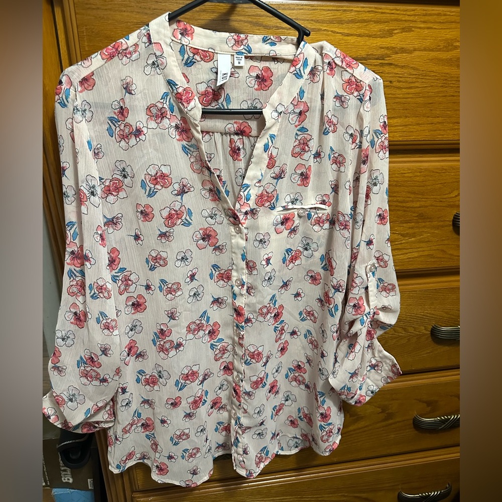 Kut from the Kloth Womens Button Up Top Sz M Med Jasmine Floral Roll Up Sleeves